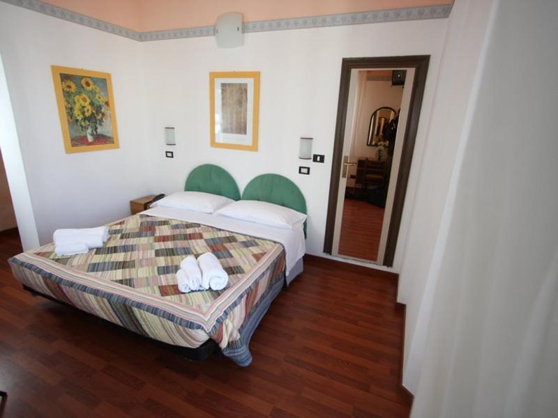 Hotel Stella D'Italia - Nuova Gestione Ρίμινι Εξωτερικό φωτογραφία